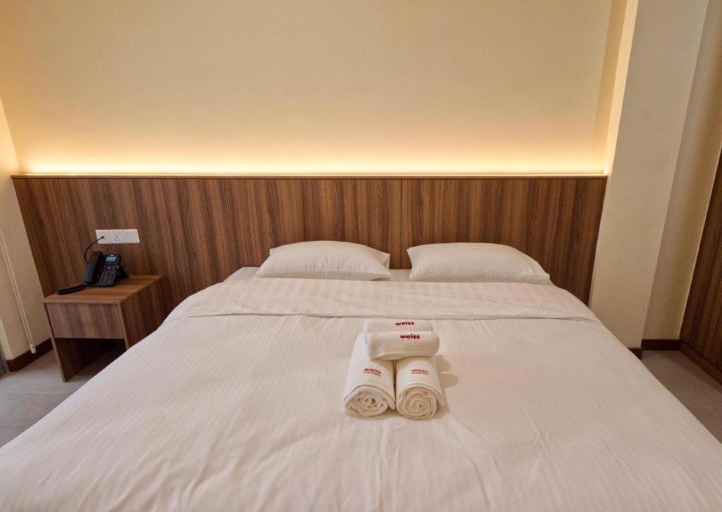 Hotel Weiss Kepong Baru